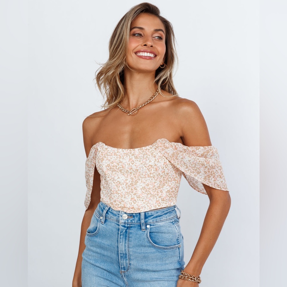 Hello Molly NWOT PICNIC DANCE CROP NUDE Size Medium / 6 Balletcore Dainty